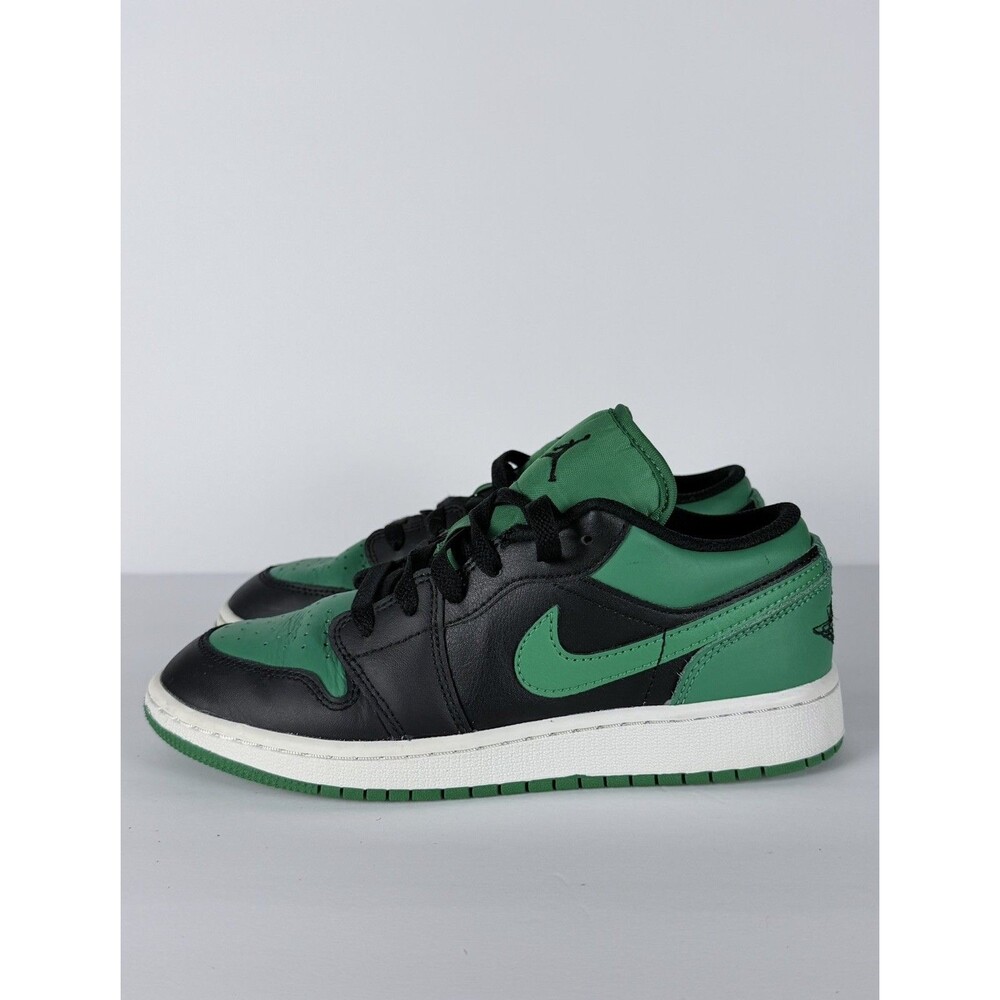Jordan Air Jordan 1 Low Shoes Kids Size 4.5 Y Green Black Basketball 553560-065